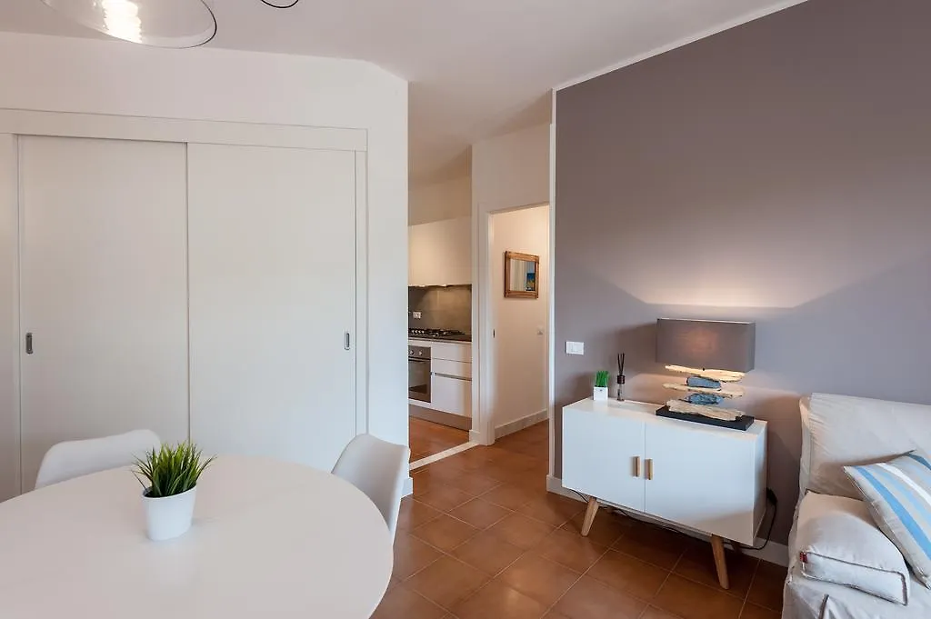 Il Parco Apartments Marina di Massa 0*,