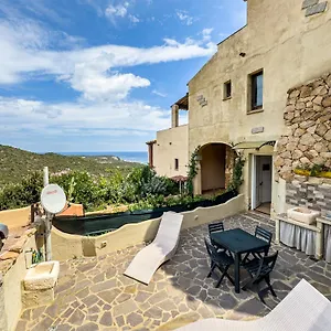 https://familyhouse-pevero-hill-porto-cervo.in-sardinia.net